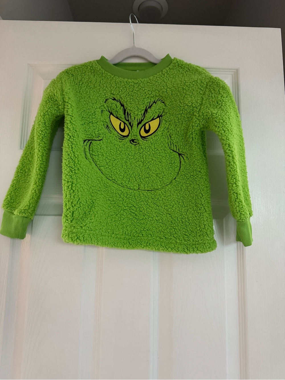 Kids Green Sherpa Pullover with Playful Grinch Face